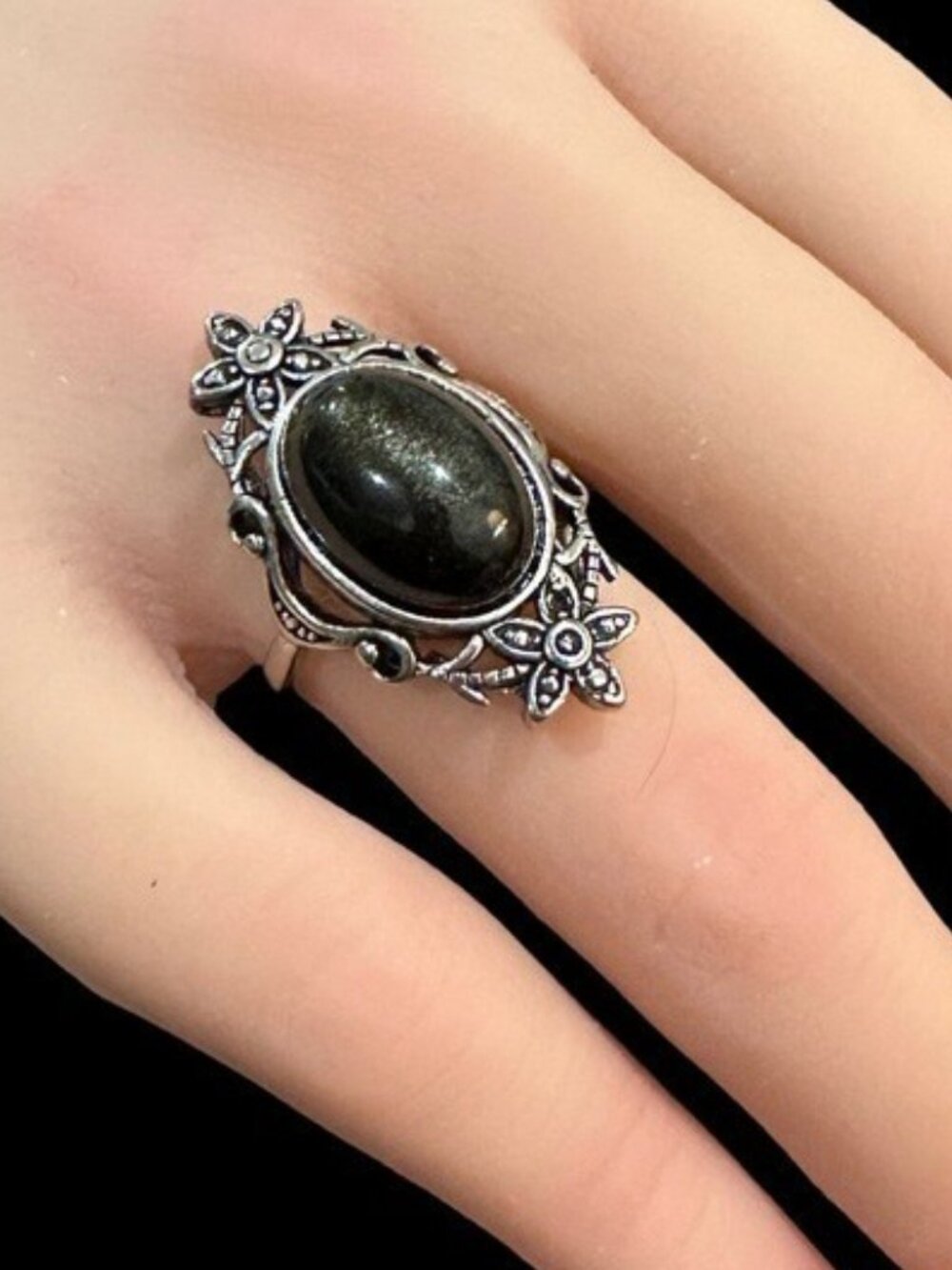 Vintage Adjustable Ring Silver Tone Black Center Size 6.5 Womens Jewelry